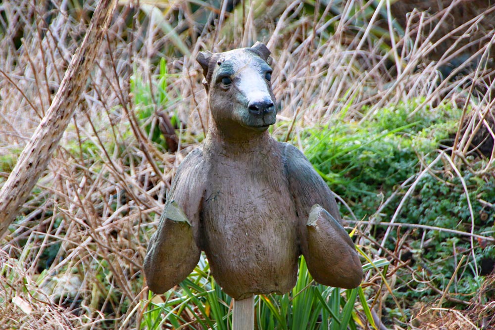 Horse statue at Eastney Lake allotments.